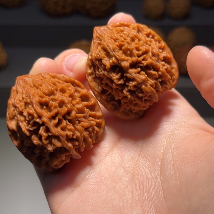 把件文玩核桃满天星533