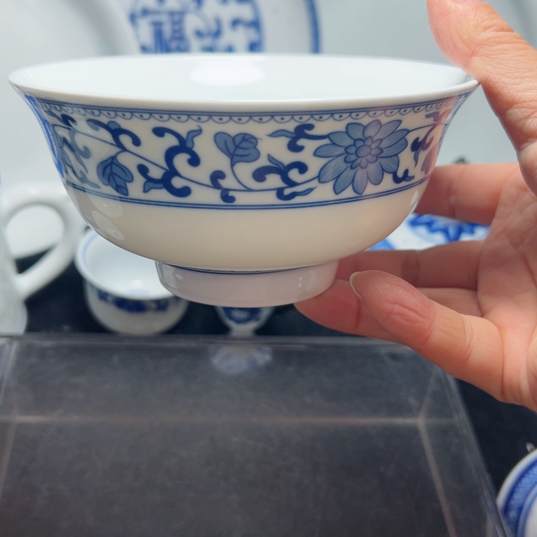 碗青花5.5寸缠枝莲饭碗