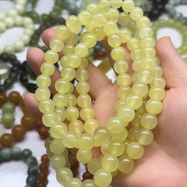 蛇纹石玉手串未镶嵌