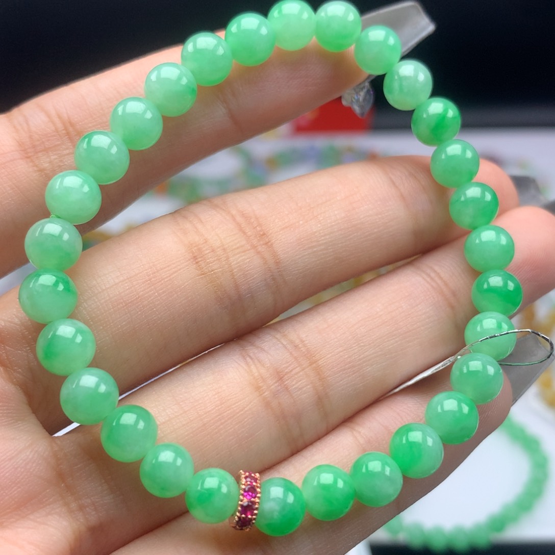 翡翠手链未镶嵌卡