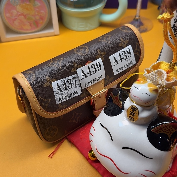 瓷片瓷片啊啊啊啊啊啊啊