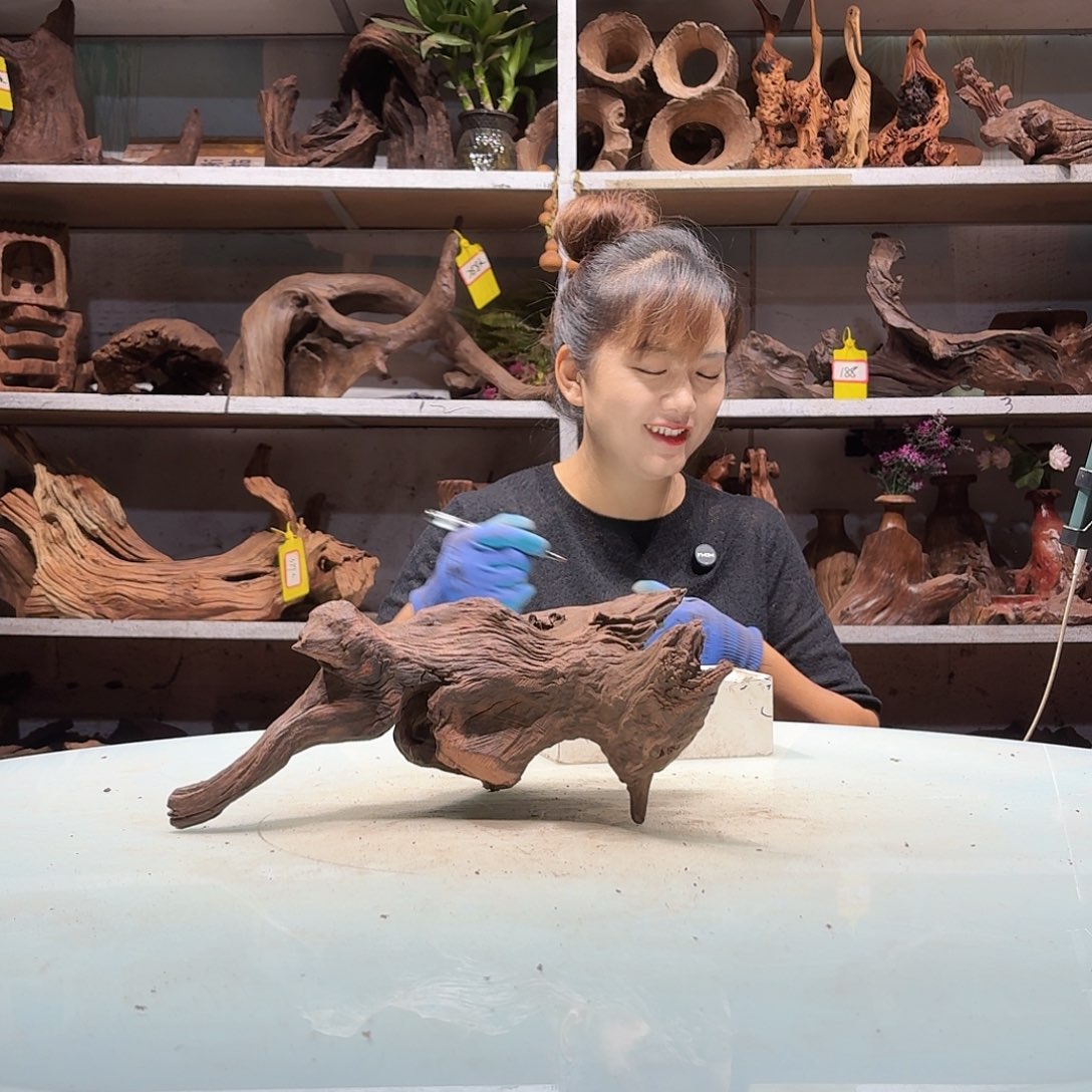 紫砂倍储沉木不包损，必黄水A***哥3156