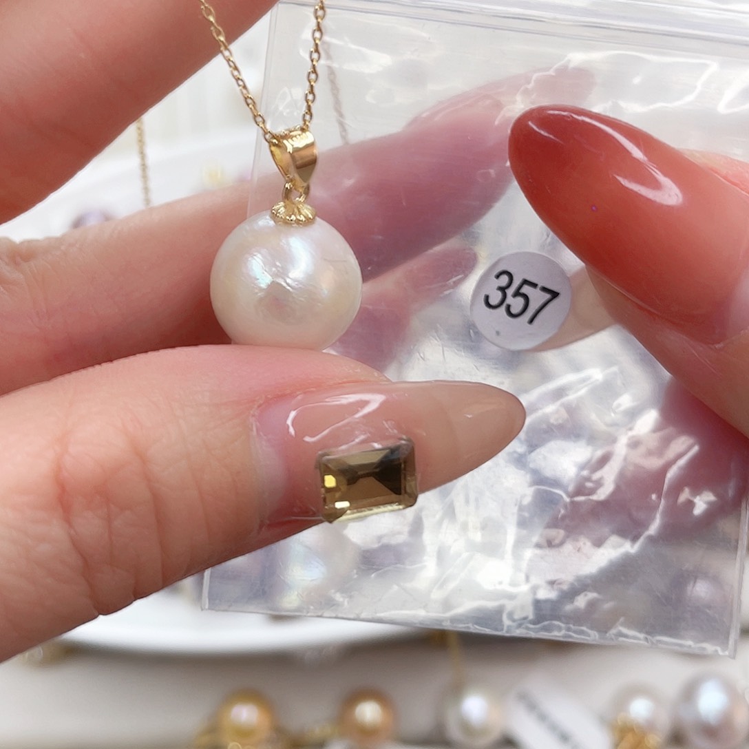 淡水珍珠颈饰合金