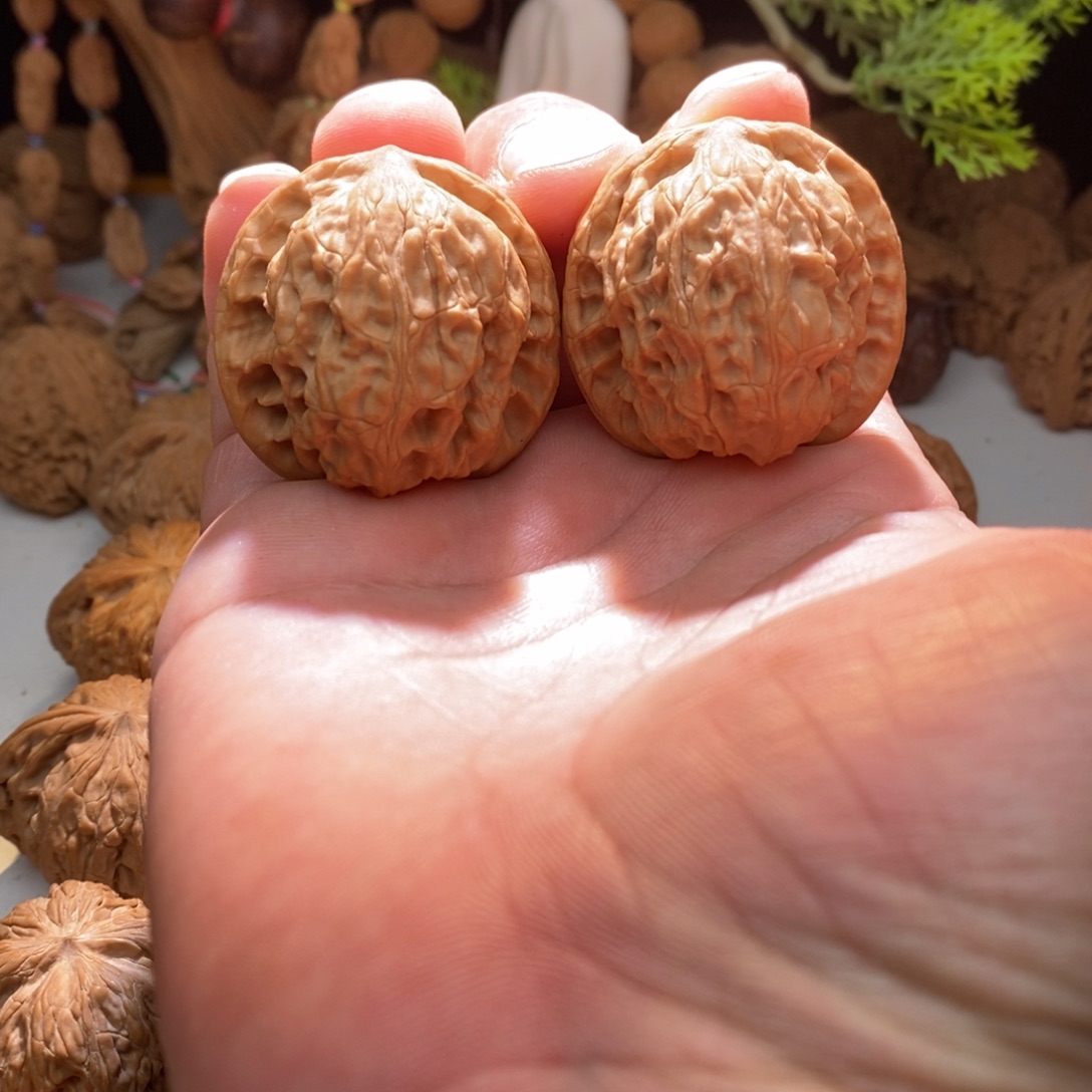 文玩核桃吊坠野狼39