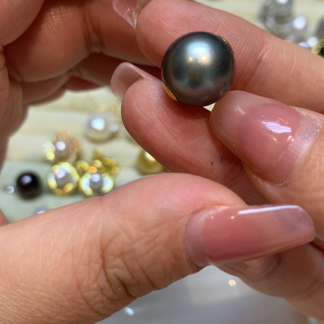 海水珍珠颈饰18K金镶嵌