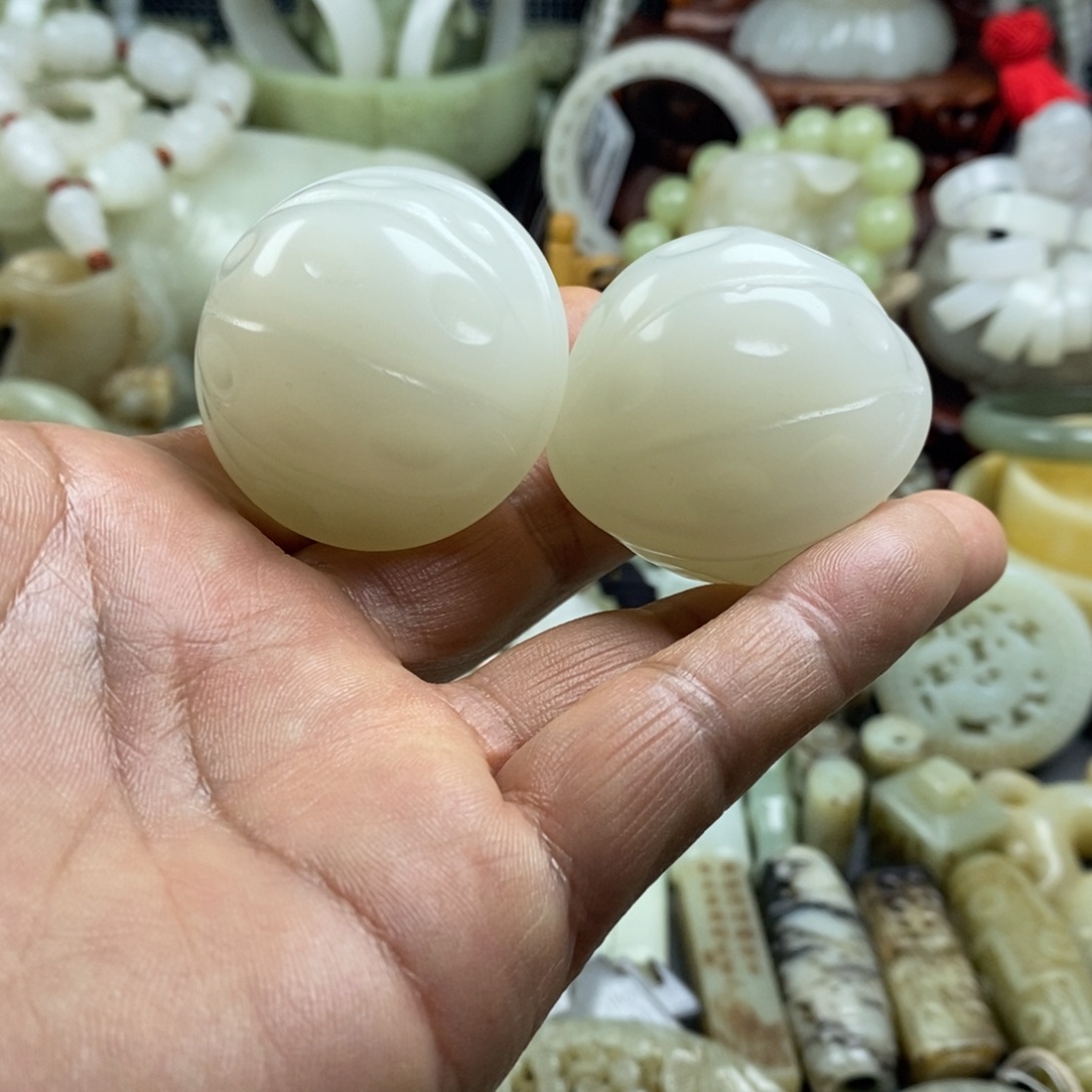 和田玉（糖玉）未镶嵌颈饰