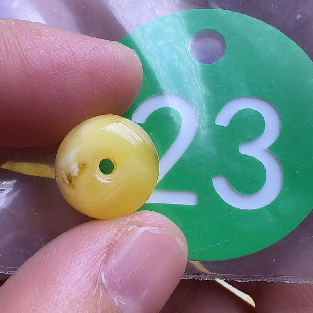 蜜蜡未镶嵌珠宝奇石12.2mm微瑕