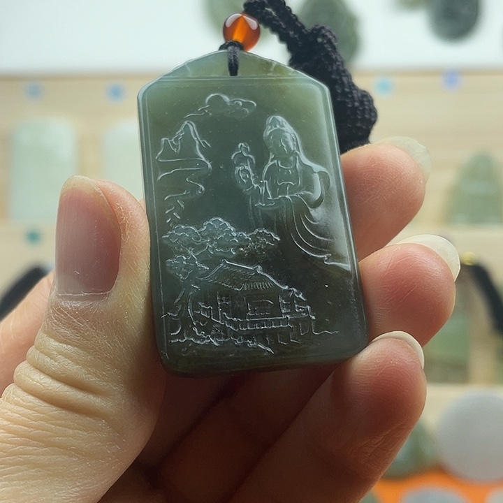 特色料山水观音吊坠