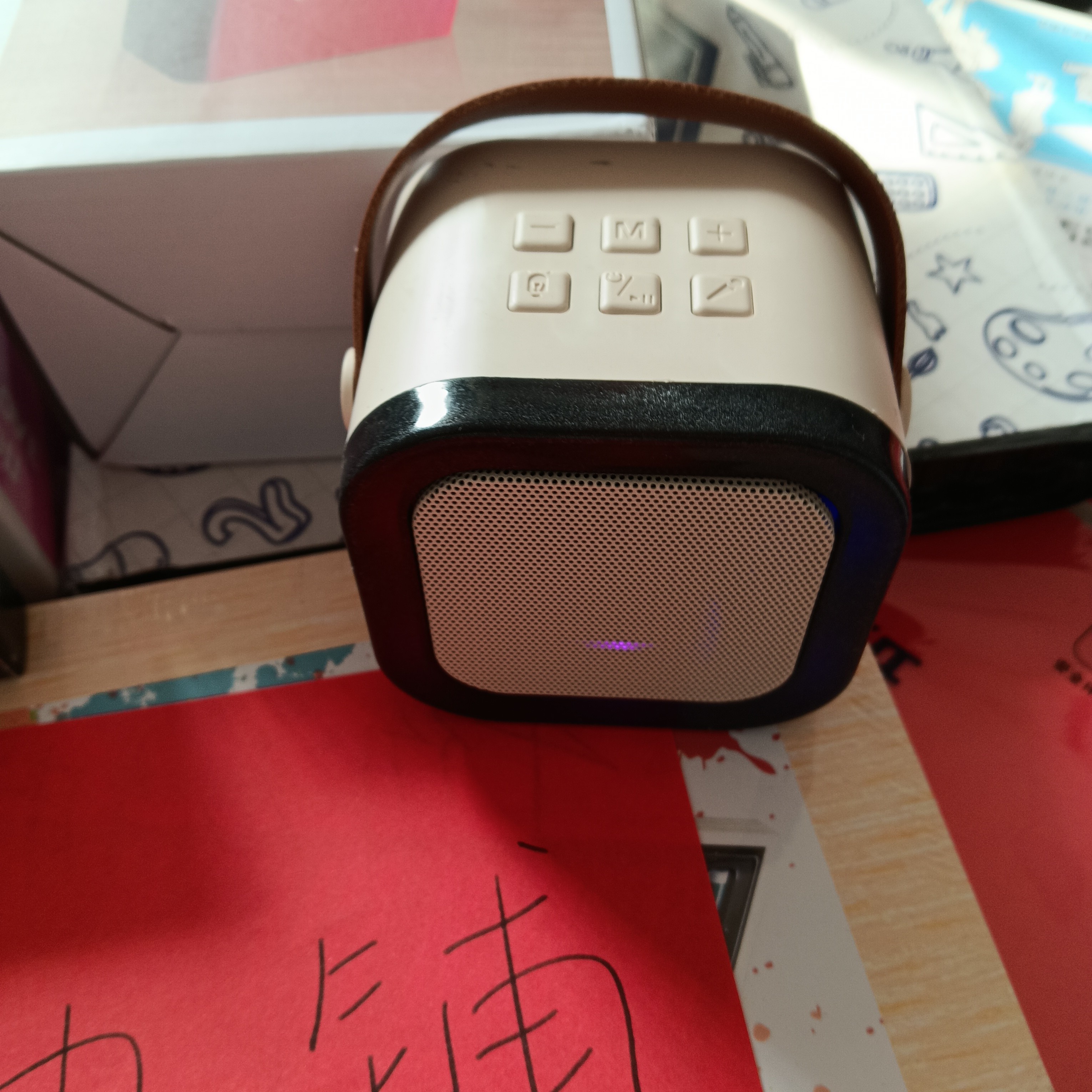 有无线充电蓝牙音箱双喇叭话筒麦克风蓝牙音响小音响迷你