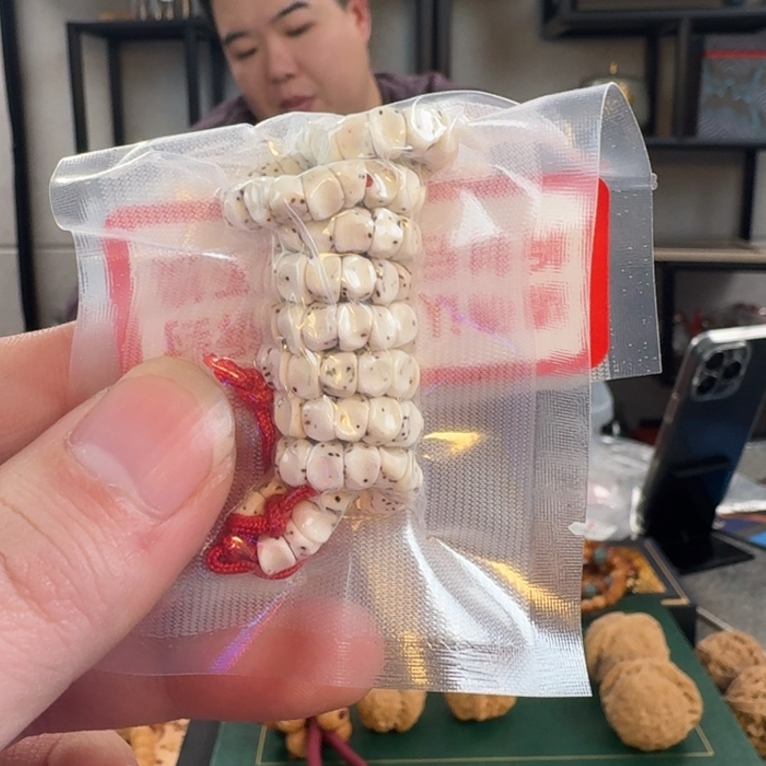 星月菩提手串D8864星月菩提手工无相蒜瓣大肠5.5mm左右