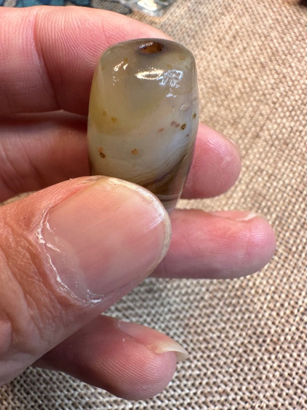 藏系到代缠丝玛瑙珠