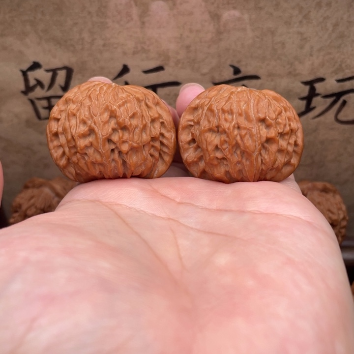 文玩核桃把件40蝴蝶磨