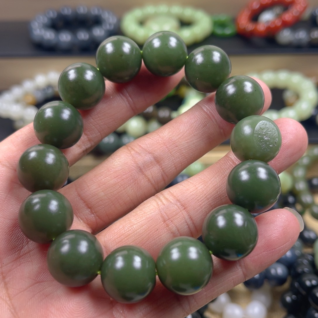 和田玉手串未镶嵌