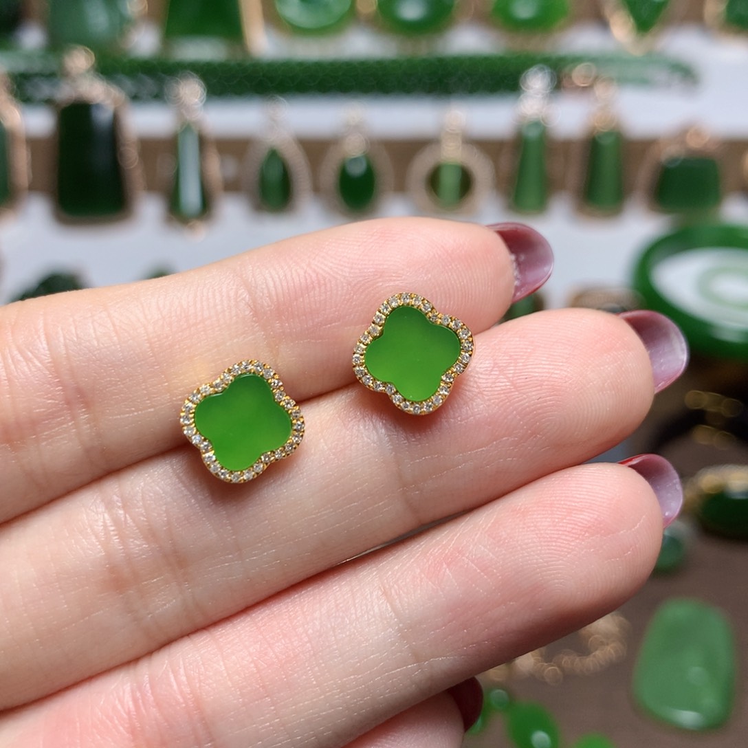 和田玉耳钉18K金镶嵌