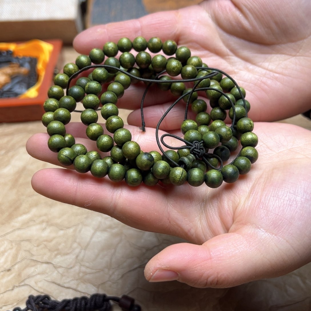 大叶紫檀（黑酸枝木类）