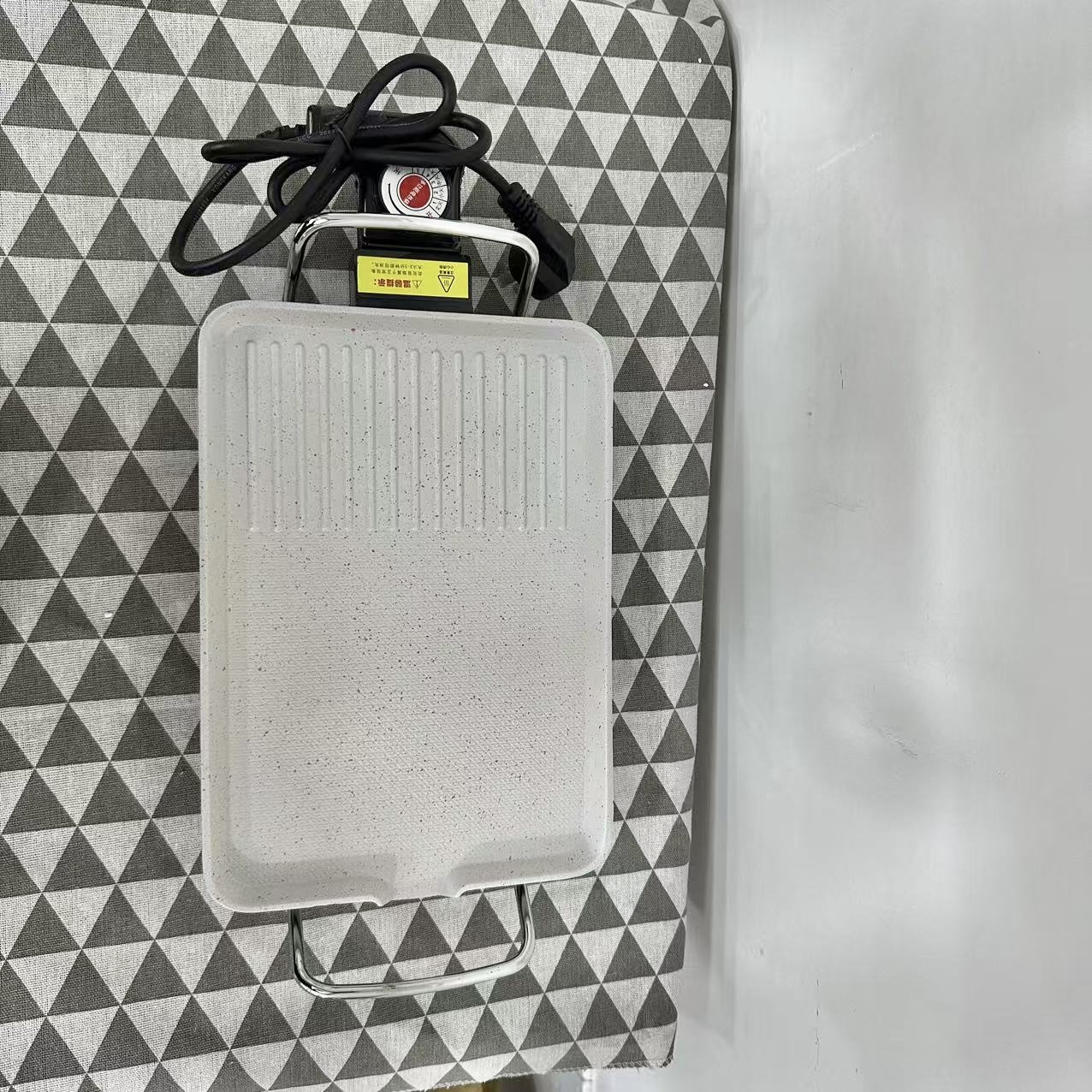 家用电烤盘多功能韩式铁板烧麦饭石便携烤肉盘随机 SEN