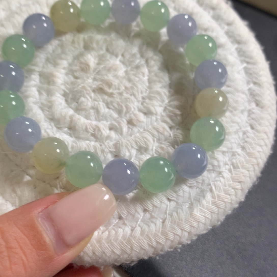 翡翠未镶嵌颈饰卡10玛卡龙手串