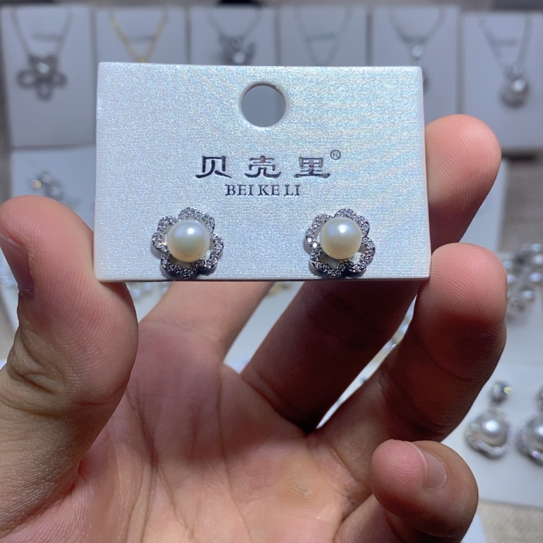 未镶嵌耳饰淡水珍珠
