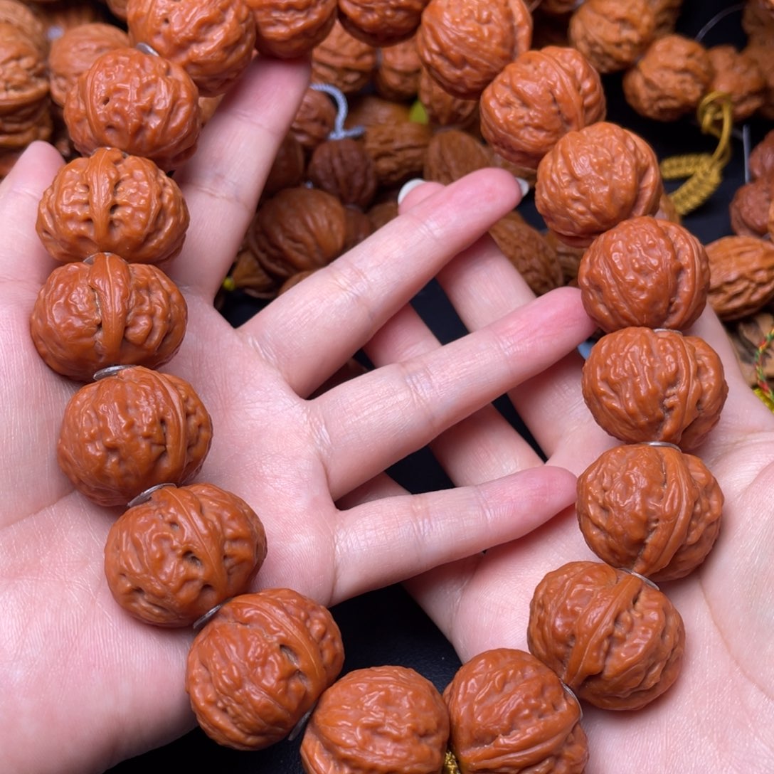 文玩核桃手串风**里麒麟元宝手持