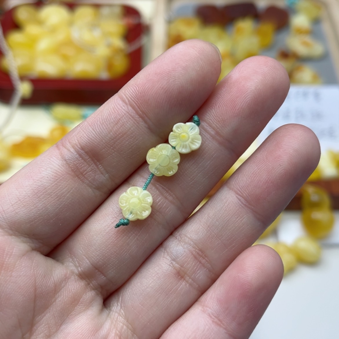 【闪购商品】蜜蜡裸石未镶嵌配饰