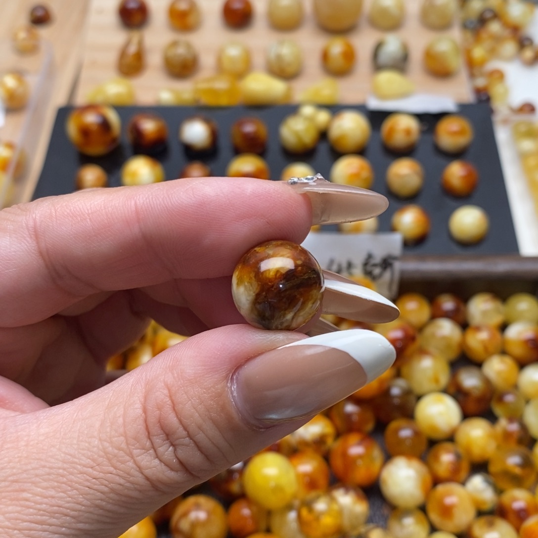 用***1琥珀未镶嵌珠宝奇石蜜蜡