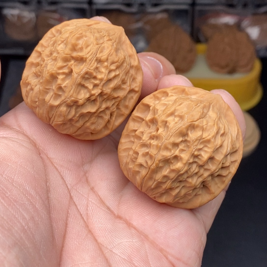 核桃把件39左右观音玉