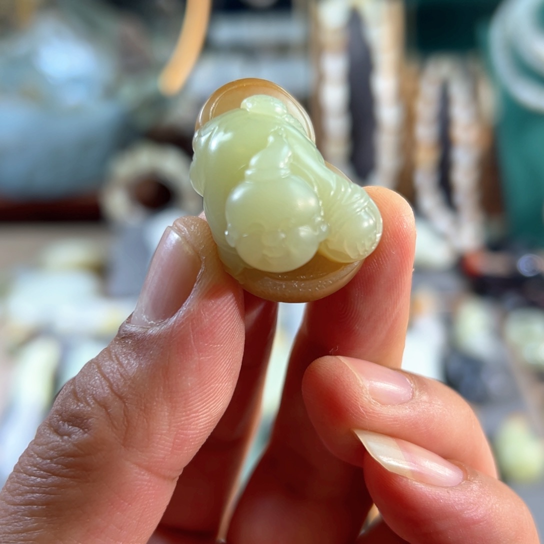 和田玉颈饰未镶嵌且未料