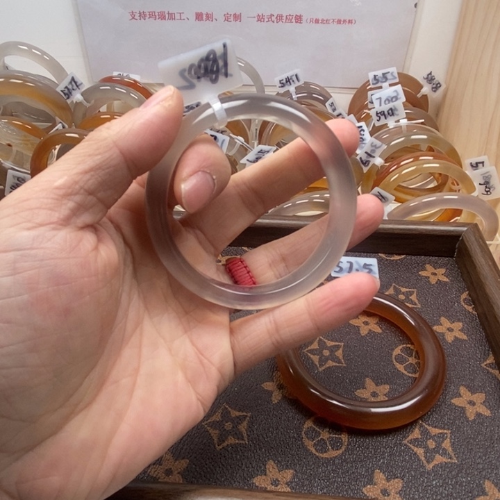 ****胡玛瑙/玉髓未镶嵌戒指