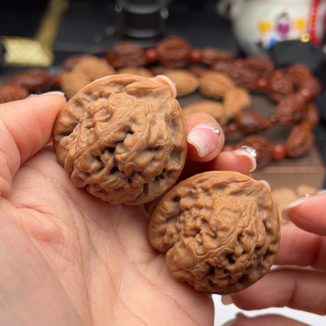 文玩核桃把件金字塔39