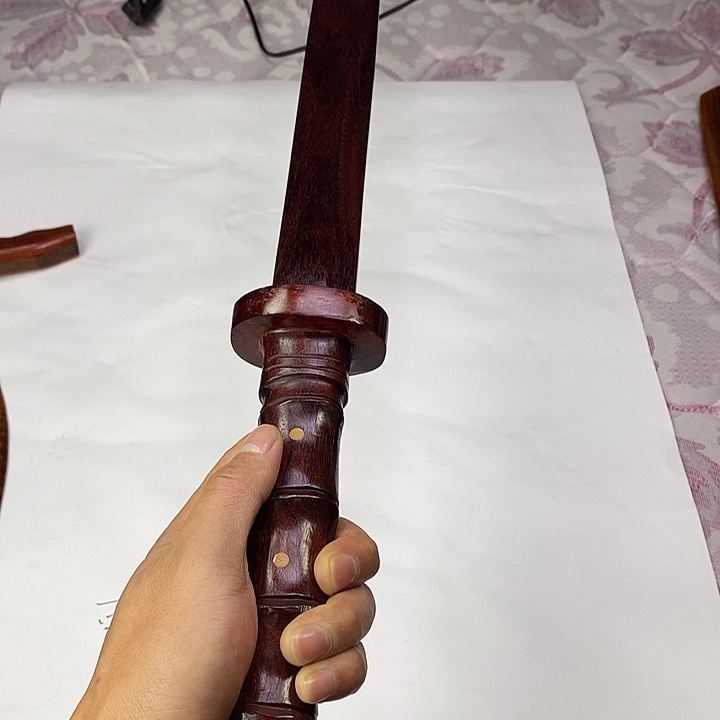 杰***哥端景台紫檀木类血檀115公分木料