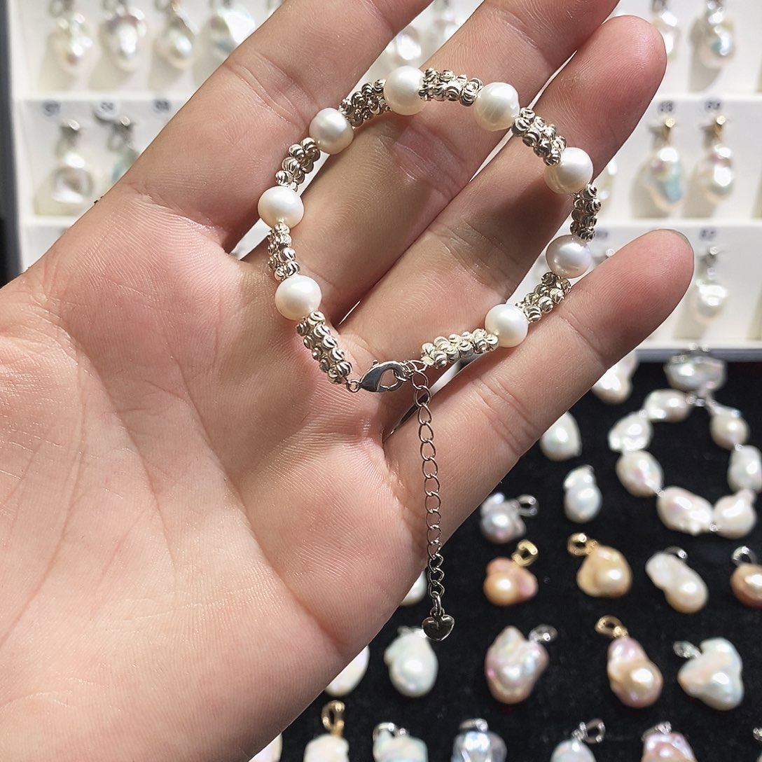 淡水珍珠吊坠(赠链)未镶嵌