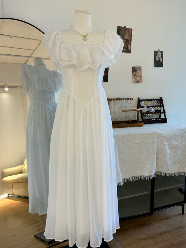 新款一字肩荷叶边收腰显瘦中长款清新连衣裙