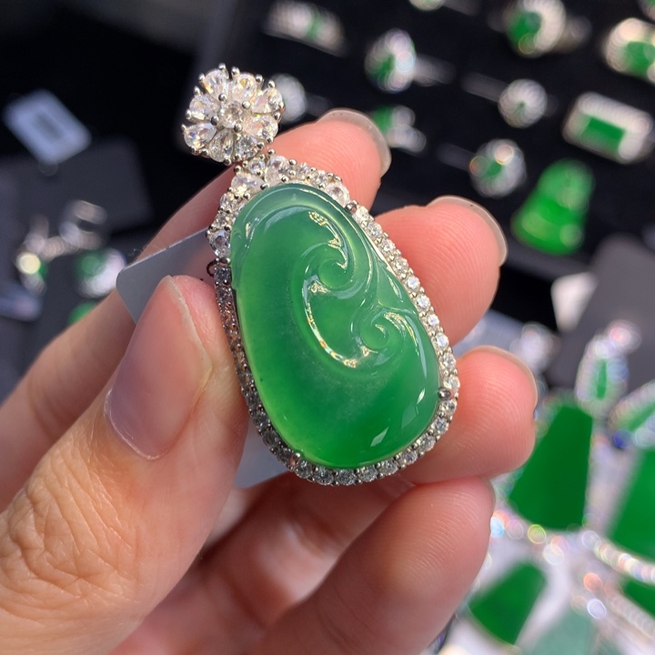 【闪购商品】翡翠银S925镶嵌吊坠(不含链)天然翡翠