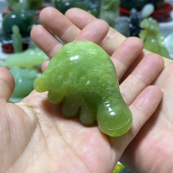 【闪购商品】蛇纹石玉把件未镶嵌