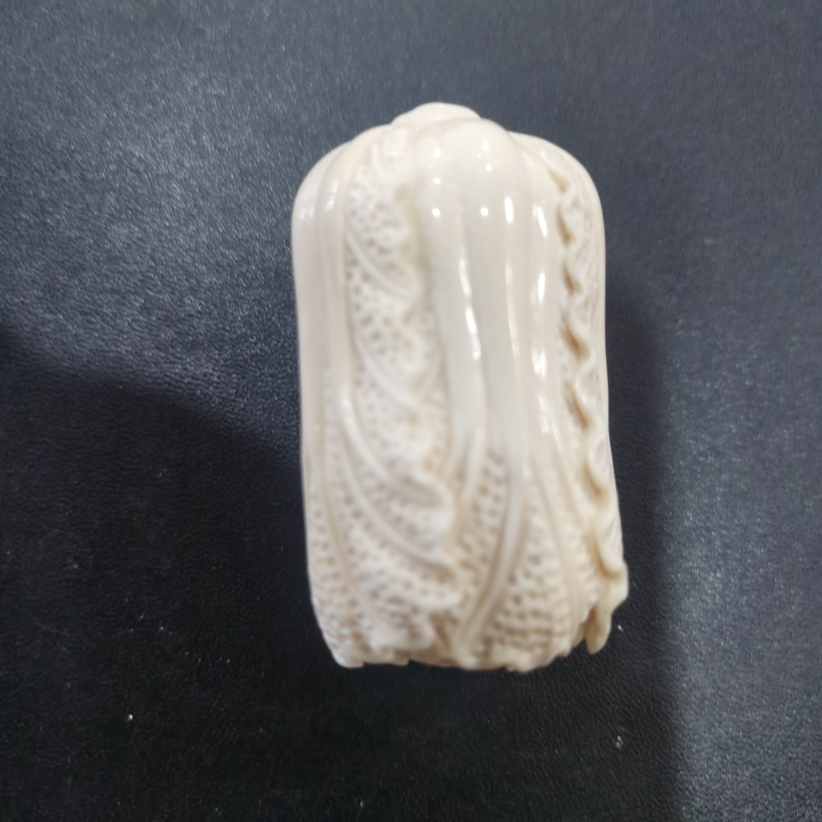 猛犸约43.55克雕刻件ZL1124