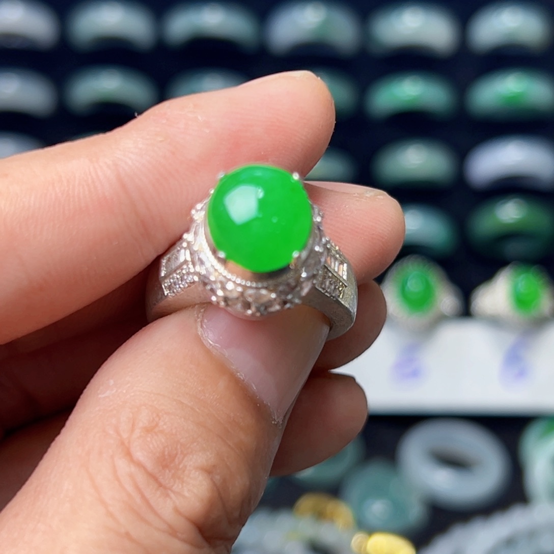 定制翡翠未镶嵌蛋面