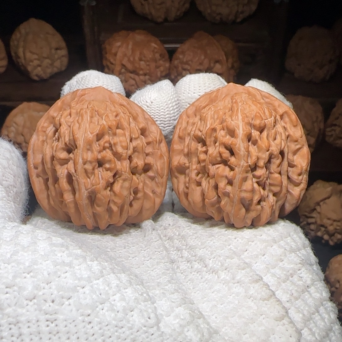 小***6文玩核桃吊坠蓟县山地楼43