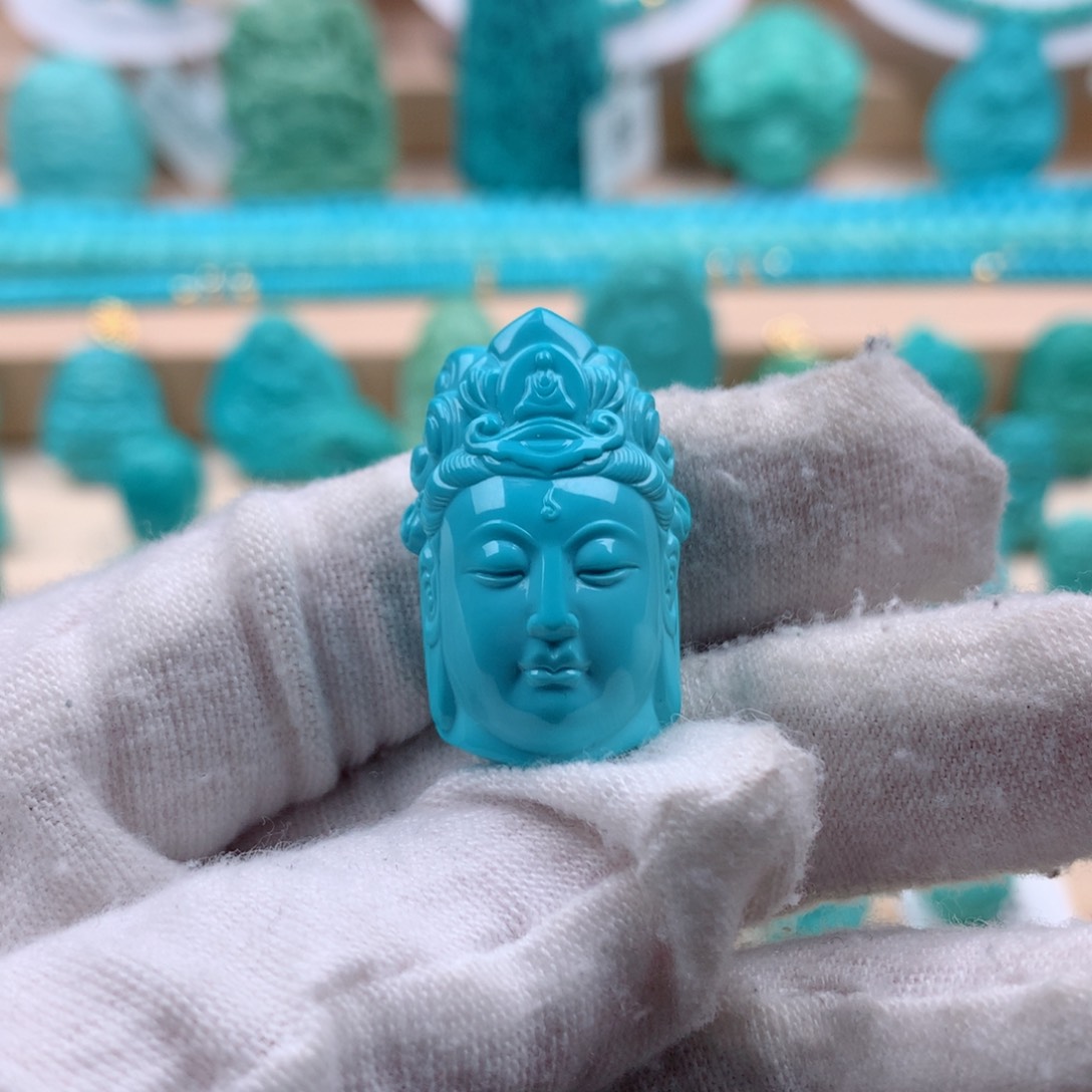 绿松石配饰未镶嵌