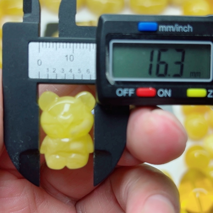 琥珀（矿物珀）未镶嵌裸石