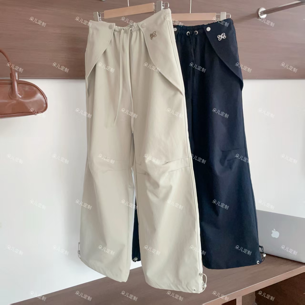 朵儿定制  韩版工装刺绣logo宽松休闲弯刀工装裤 KD34