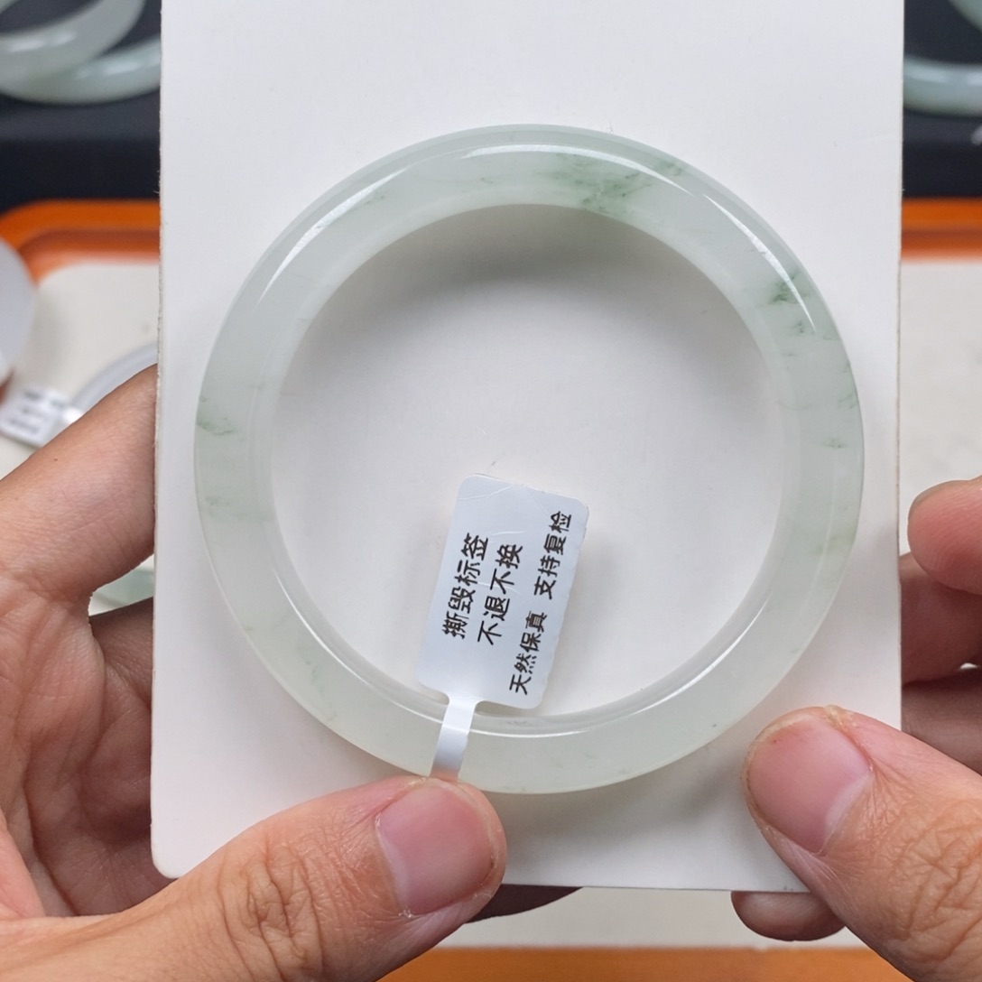 左***右石英质玉58未镶嵌