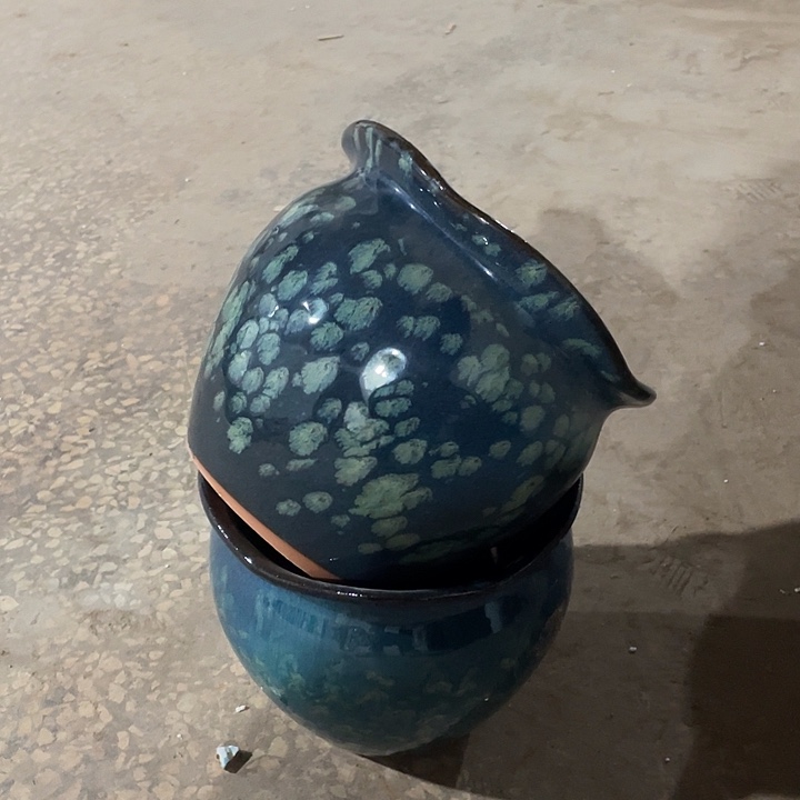 红陶瑕疵20/18两个