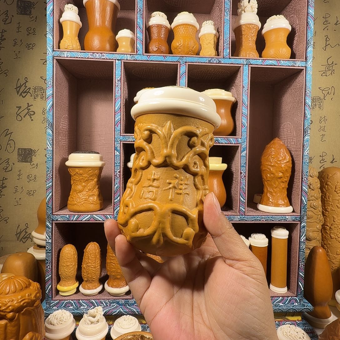 剑***心大叶紫檀（黑酸枝木类）