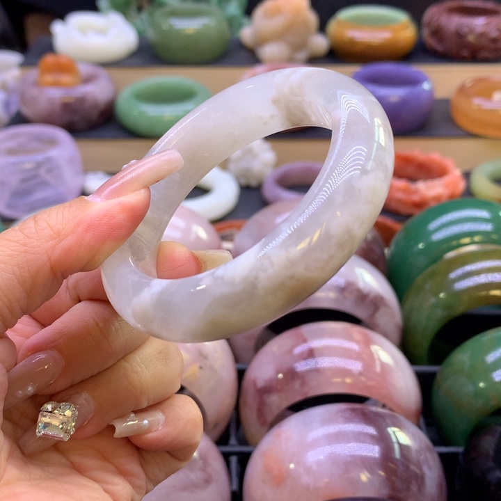 石英岩玉未镶嵌13468975444