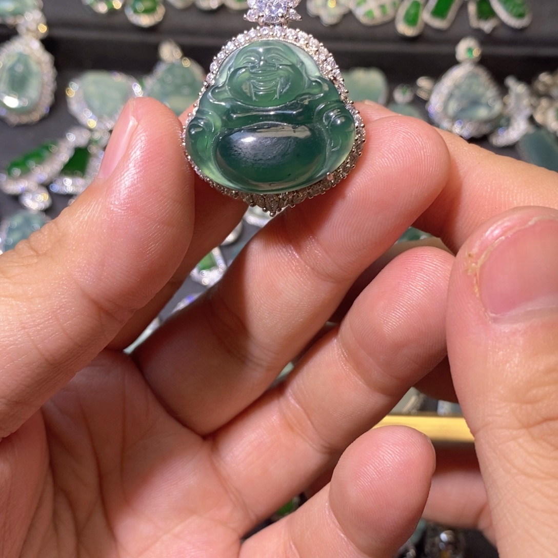 翡翠未镶嵌颈饰天然