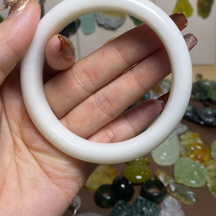 蛇纹石玉手把未镶嵌