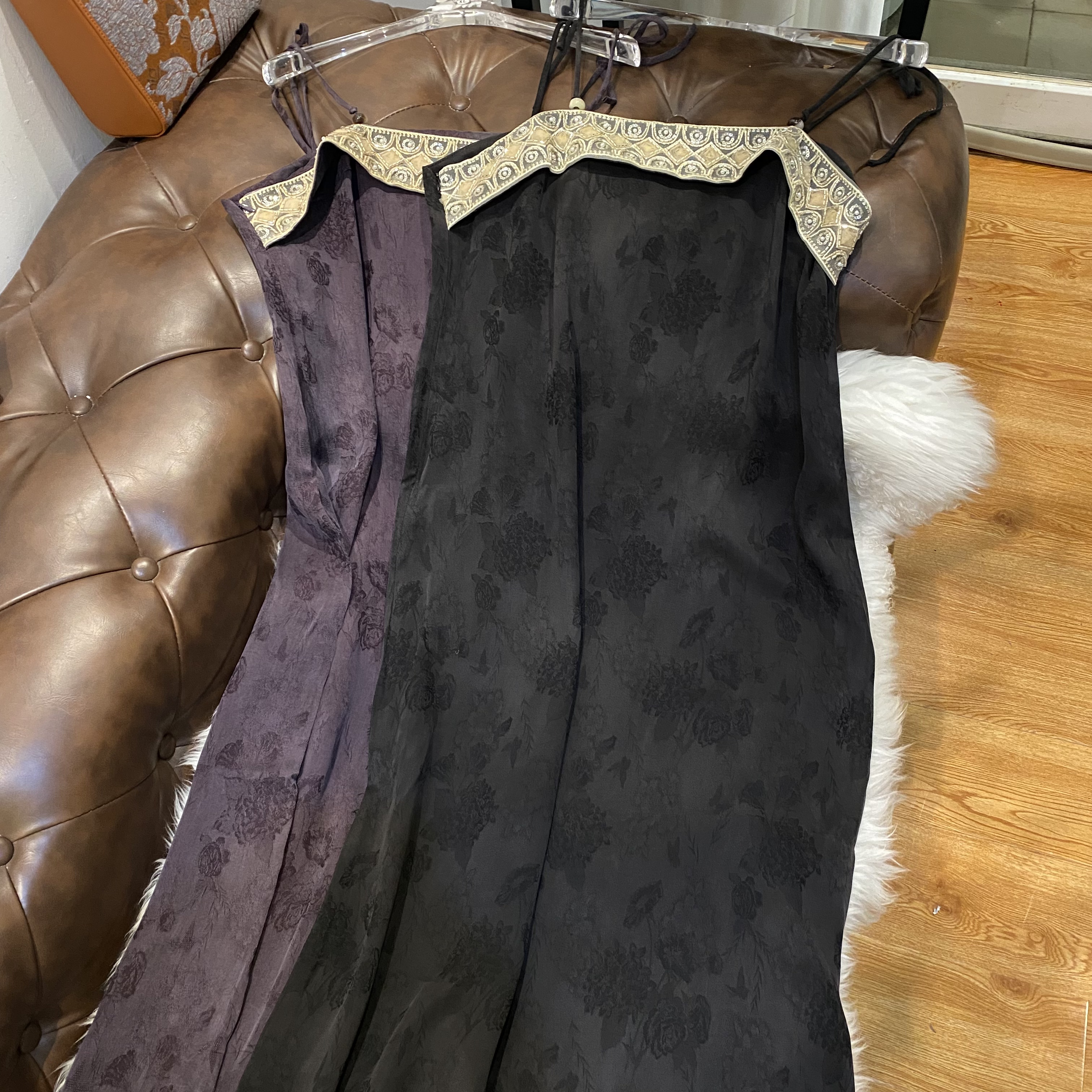 "476"铜氨丝重工珠光拼接提花吊带裙