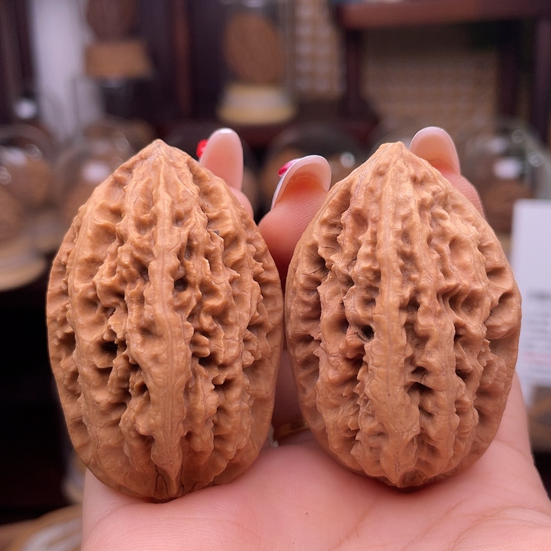 文玩核桃吊坠芭蕉扇38.6g