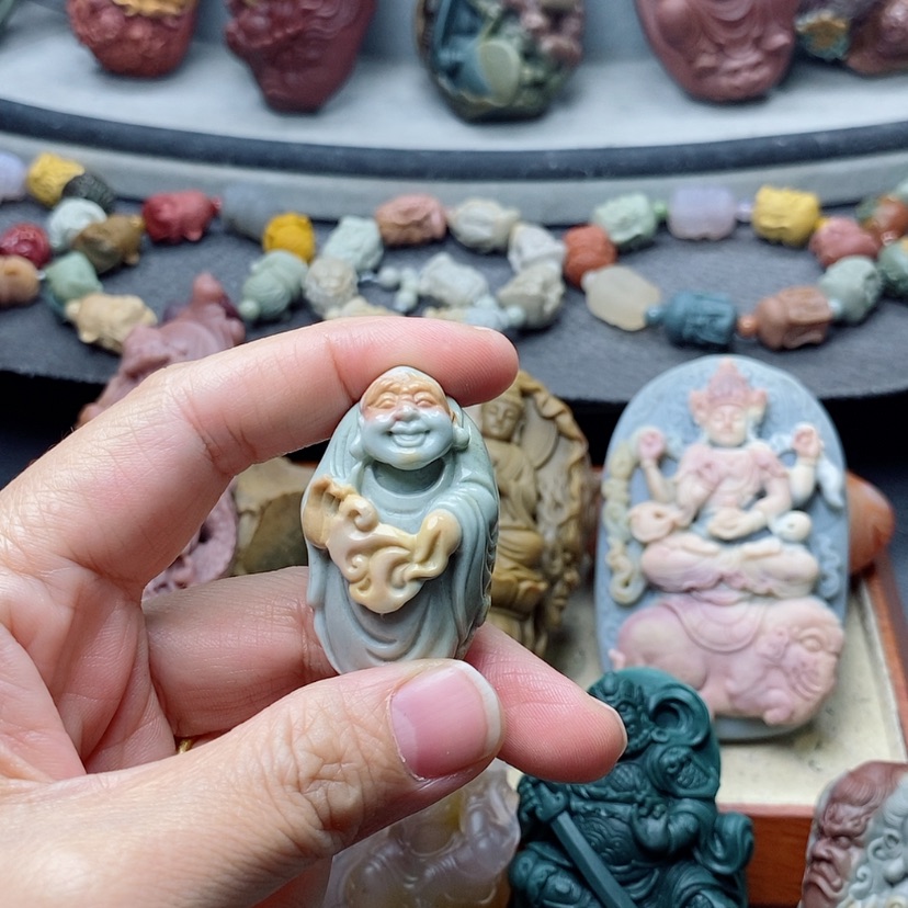 【闪购商品】定制石英质玉吊坠未镶嵌