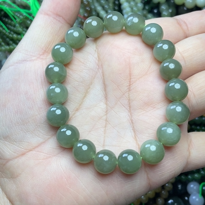 和田玉未镶嵌颈饰卡10微瑕